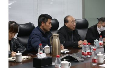 区领导深入企业走访调研 助力坤泰发展