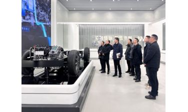 天时地利促发展，校企合作创新篇——常州刘国钧高等职业技术学校校领导来访参观